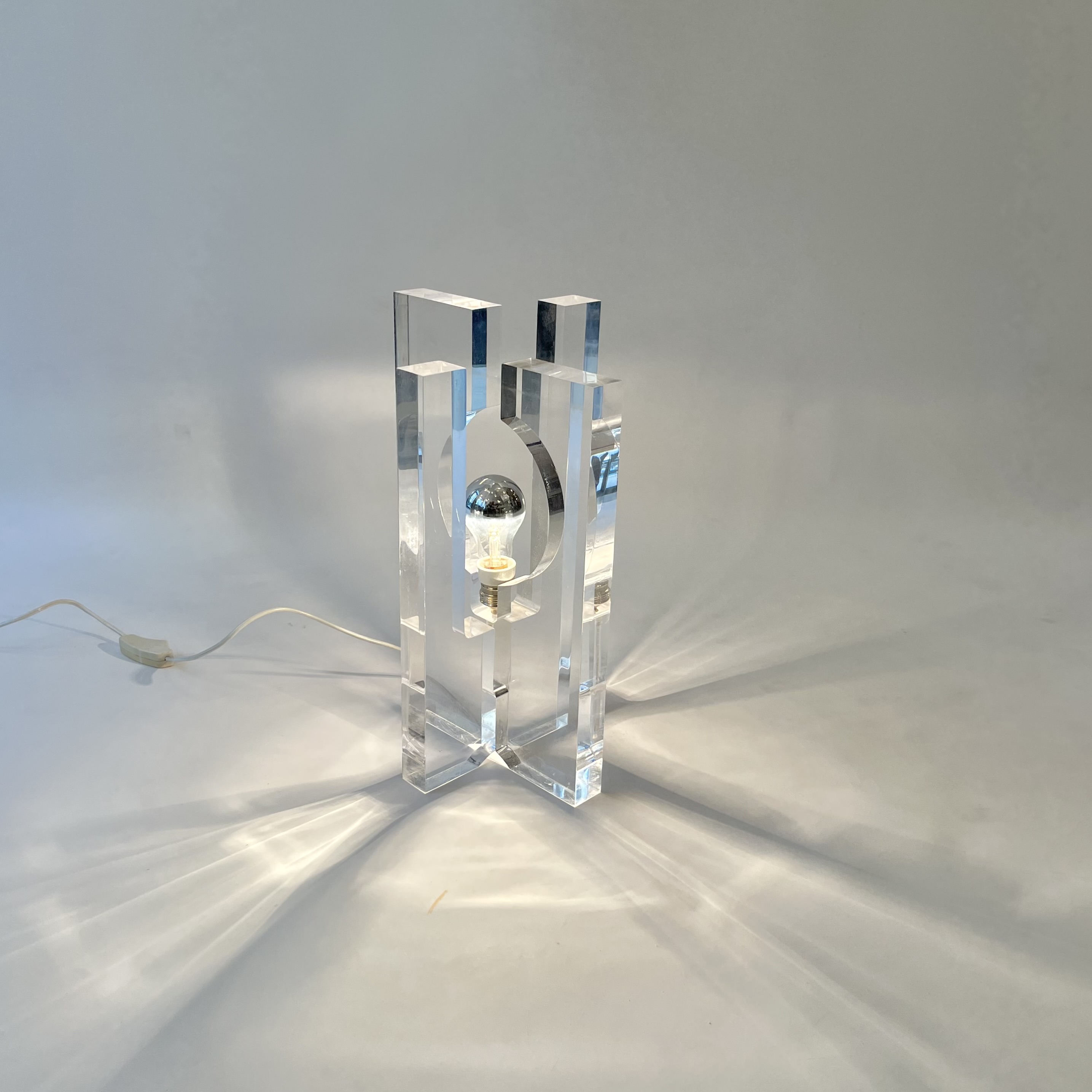 Lampe en Plexiglas de Sandro Petti