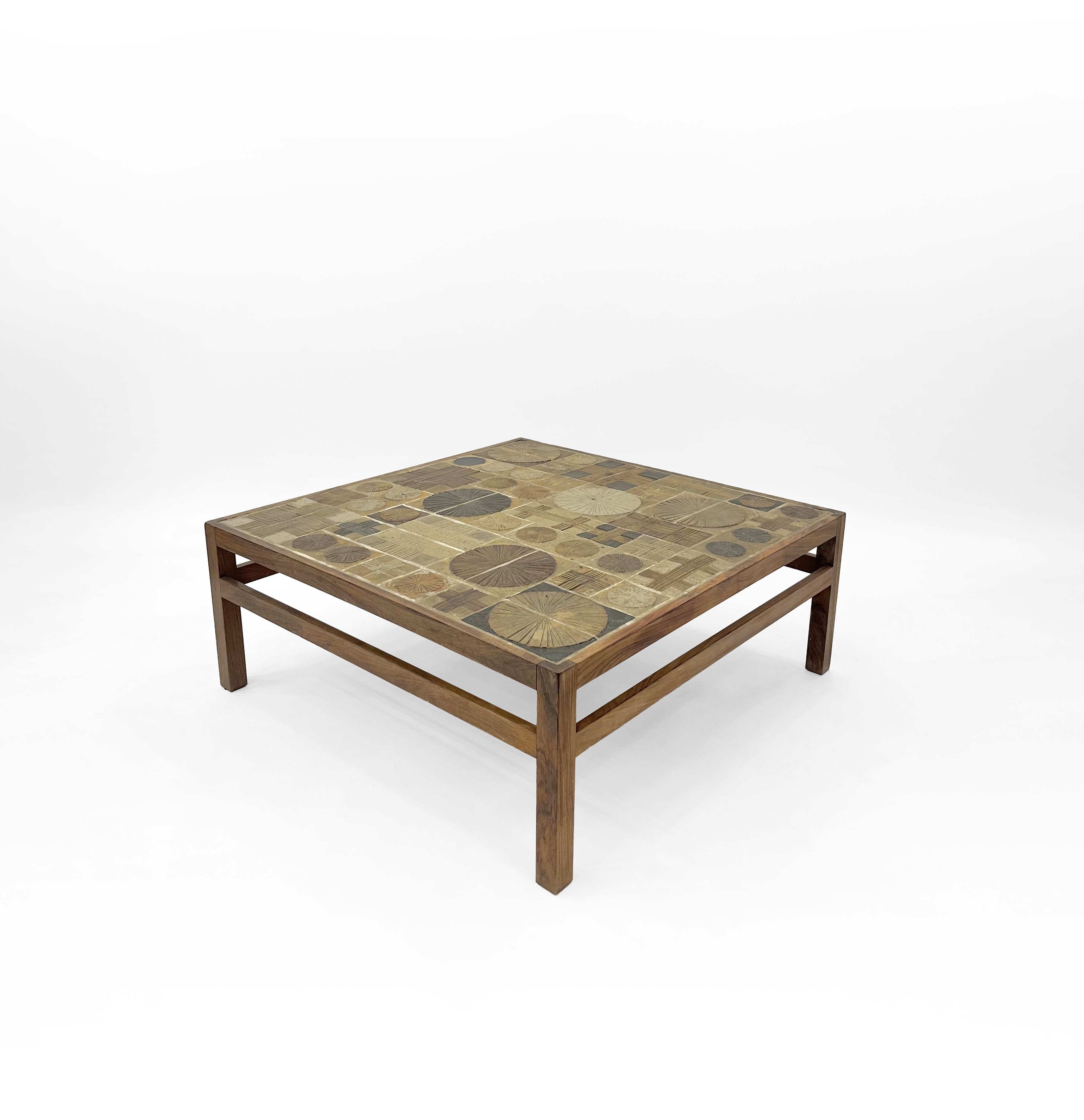 Table basse céramique et palissandre de Tue Poulsen