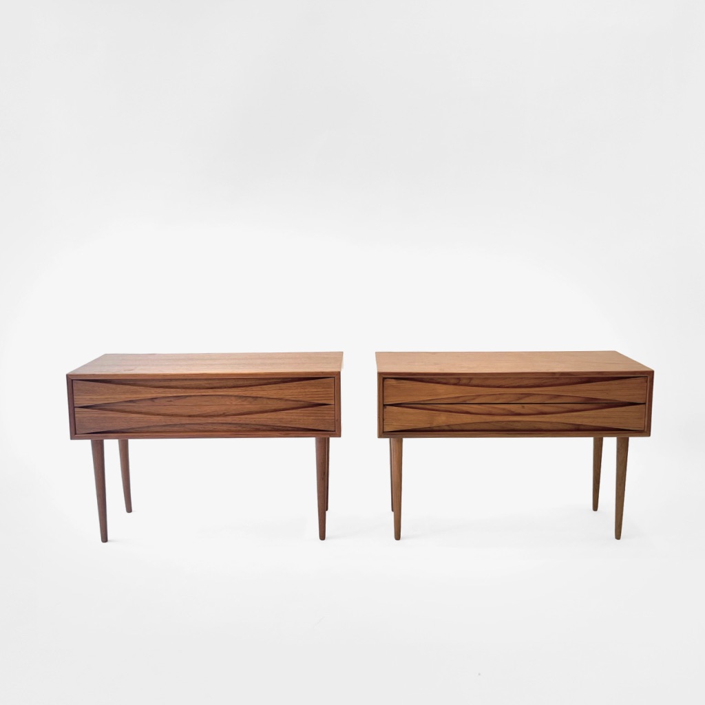 Tables de chevet en teck